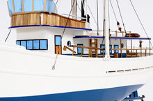 Dickie Walker    B039