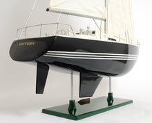 Victory Yacht Painted     Y081